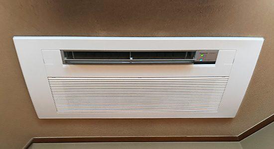 2025/11/27 東京都豊島区のお客様｜天井埋め込み型エアコン交換の施工事例